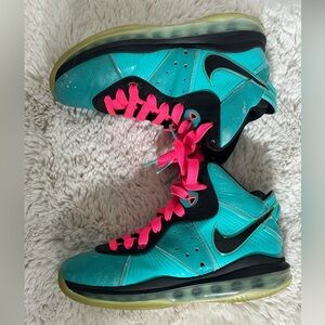 Nike LeBron 8 Pre Heat South Beach original 2010 - size 4‎